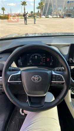 تويوتا جراند هايلاندر